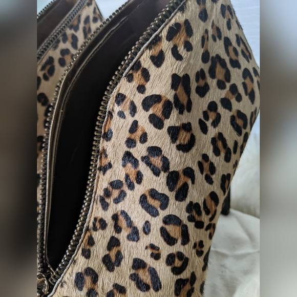 NWOT Carlo's Real Fur Leopard Zipper 4" Heels, peep toe bootie, black, tan, 7.5 - Picture 4 of 11